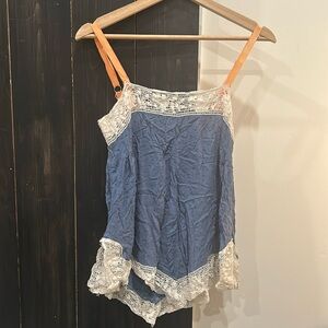 🔥 | Blue Tank Top with White Lace
